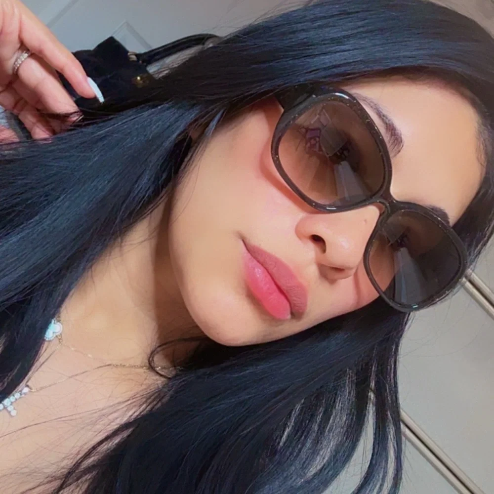 Louis Vuitton Dark Brown Sunglasses - Picture 4 of 12